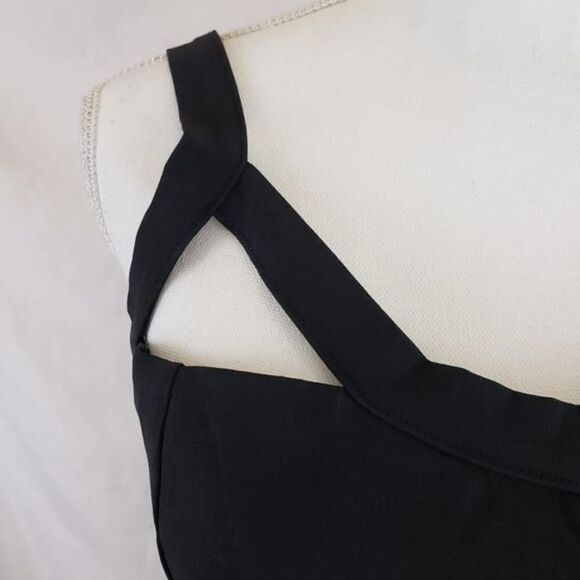 NWT Black structured halter top / modern flared hem – women’s - Picture 9 of 10